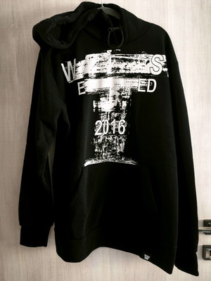 Wanderlust hoodie like new, one size, black