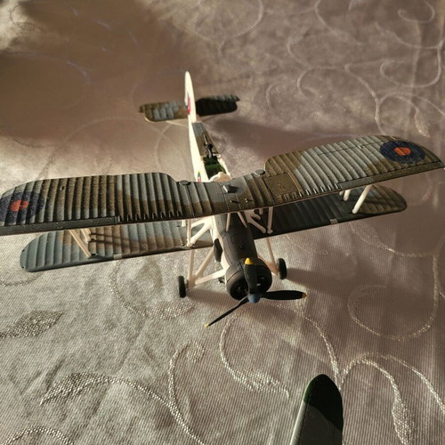Metal airplanes like new, pack of 3 pieces