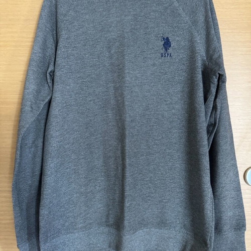 Polo assn medium gray, like new