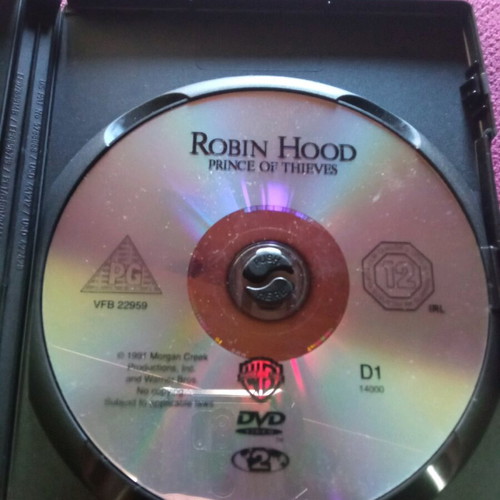 Robin Hood DVD like new, adventure romance