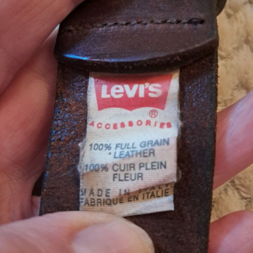 Levi's vintage full grain leather belt like new, brown, size 90