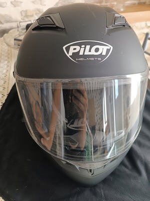 Pilot Helmets motorcycle helmet, matte black, size S