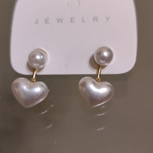 Pearl earrings with heart design from stainless steel new