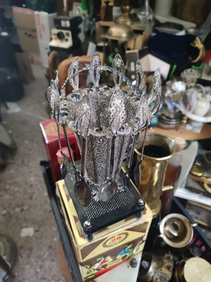 Ασημένιο γλυκοδοχείο συρματερό μεταχειρισμένο με κουταλάκια και πιρουνάκια