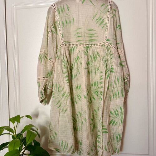 Nisó tropical print boho dress size M like new