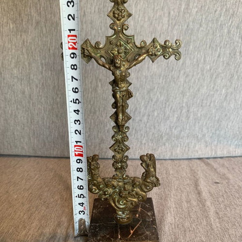 Brass tabletop crucifix used, good condition