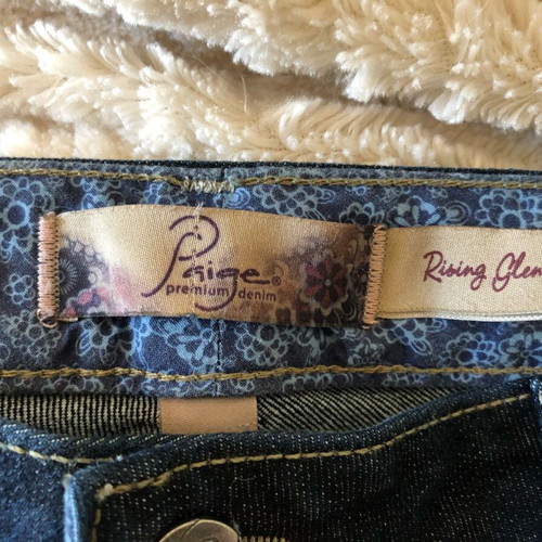 Paige Premium Denim Rising Glen jeans like new, blue
