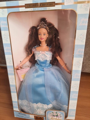 Barbie Birthday Wishes 2000 factory packaging error, like new