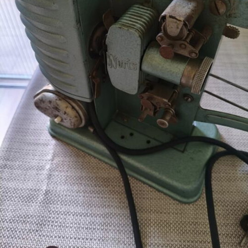 Noris Movie Projector 16 mm used, 1952 German model with spare lamp