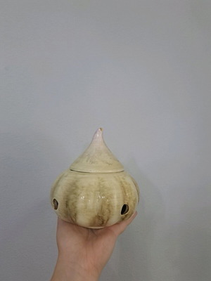 Ceramic Garlic Storage Container used, rustic kitchen decoration