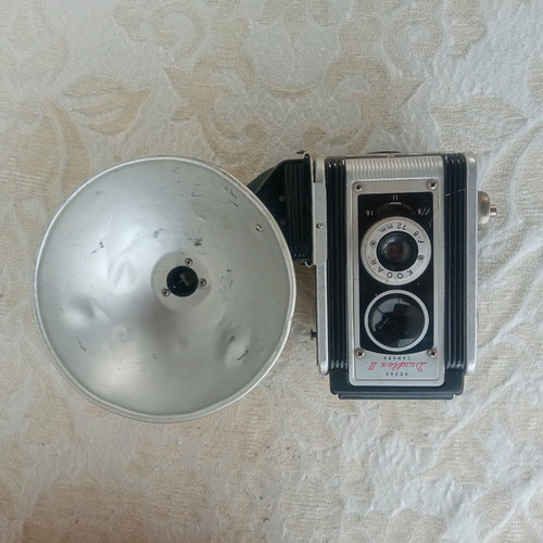 Kodak Duaflex II vintage camera used with flash accessory