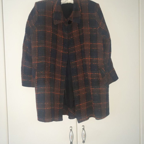Badila coat with checked dress size medium like new, multicolor