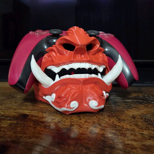Ps5 Dualsense Stand Oni Mask like new