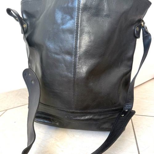 Women's vintage leather shoulder bag used, blue black