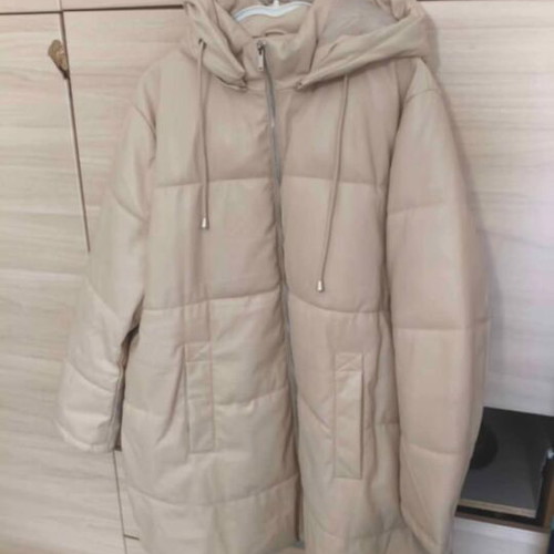 Women's jacket like new, size 6XL, beige