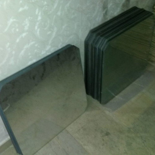 Mirrors and glass used, 28 pieces 5mm glass & 9 pieces 3mm mirrors