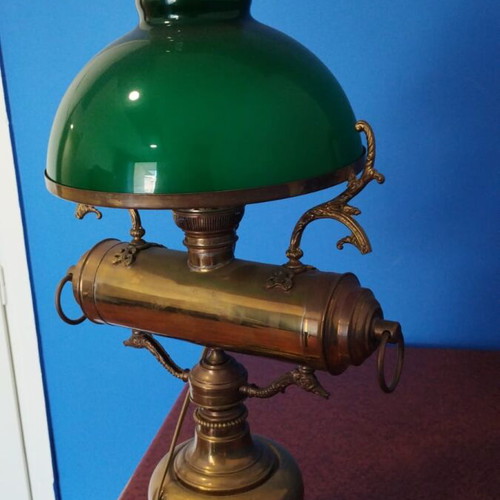 Brass table lamp with San Francisco inscription like new