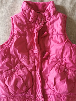 Marks & Spencer sleeveless jacket pink like new for ages 4-5