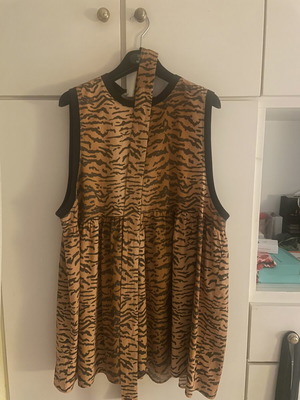 Karavan dress like new, black and brown, one size