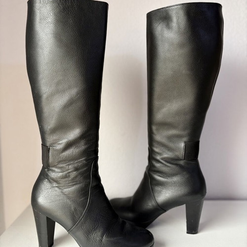 Lorenzo Mari black leather knee-high boots like new, size 41