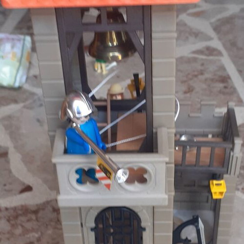 Lyra Playmobil Knight Castle with Box used