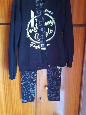 Ebita set leggings, top and jacket like new