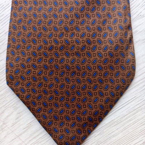 Fendi men's tie like new, brown with blue print, 100% silk