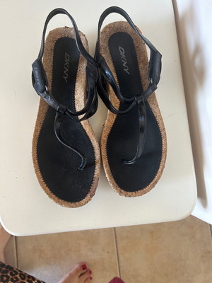 DKNY women's sandals used size 38 black