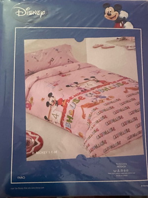 Disney kids bedding set with Mickey & Minnie new