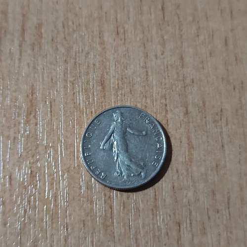 Collectible 1/2 Franc France coin 1975 used, nickel