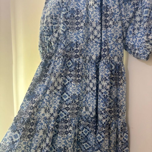 BSB short dress like new, white and blue, size S