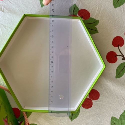 Empty polygon-shaped box new with fairy print