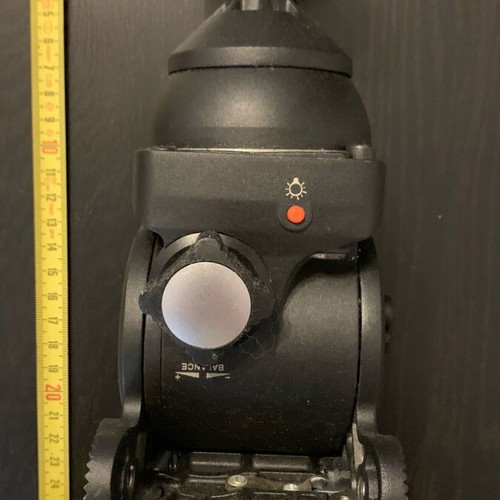 Tripod head used