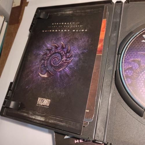 Starcraft II Heart of the Swarm expansion set like new for PC