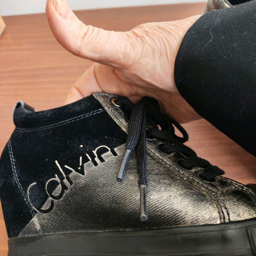 Calvin Klein Jeans sneakers used platform bronze with black velvet, size 37