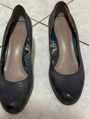 Tamaris women's pumps size 38, grey, lightly used