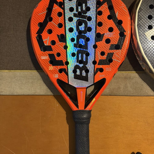 Metalbone Ctrl 16k Adidas padel racket and Babolat Juan Lebron Soft 3.0 set