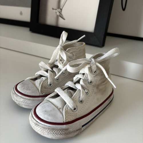 Converse All Star kids shoes used, size 21