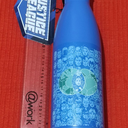 Collectible metal water bottle Wonder Woman Justice League new