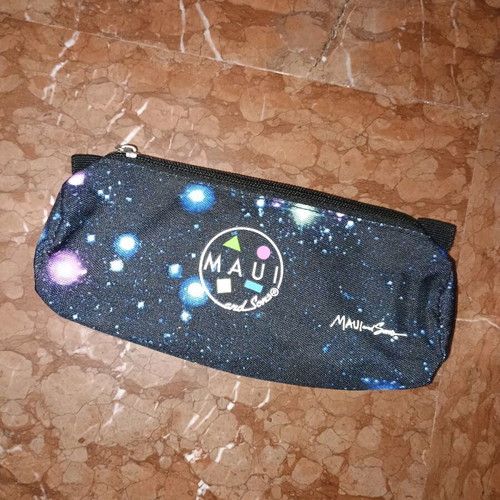 Maui pencil case like new