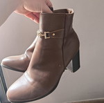 Brown ankle boots size 40