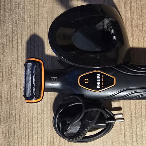 Philips BG2024 beard and body trimmer set