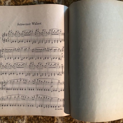 OESTEN Vintage Piano Learning Edition for Beginners Used