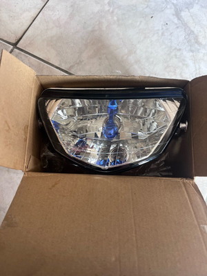 Φανάρι Yamaha Z125 σαν καινούργιο