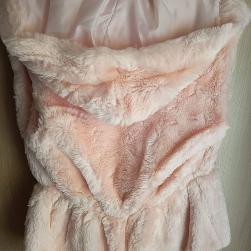 Be You women's pink soft fur vest like new size M/L