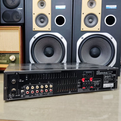 Technics SA-160 Stereo Amplifier 2x40W RMS used with phono input
