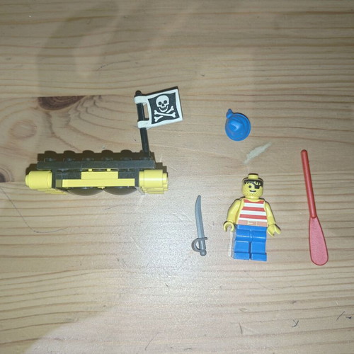 Lego Vintage Shipwrecked Pirate Pirates I 1733 used
