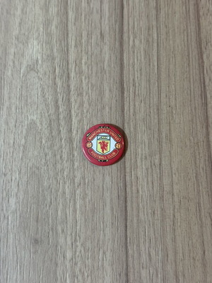 Колекционерска винтидж значка Manchester United FC употребявана