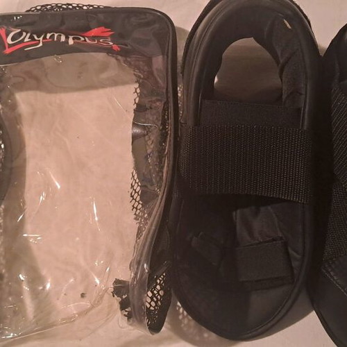 Point fighting shoes new, size XS