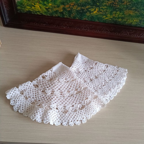 Handmade crocheted doilies used, set of 2, 40 cm